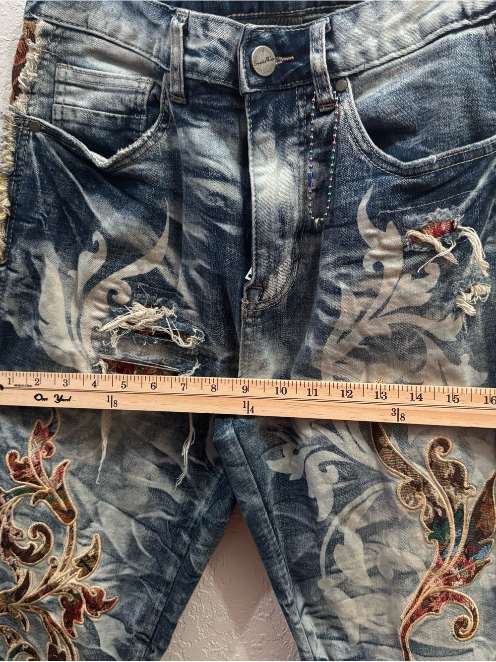 SmokeRise Men’s Distressed Tapestry Jeans BlueToast Embroidered Graphic W30 NWOT - Picture 8 of 13